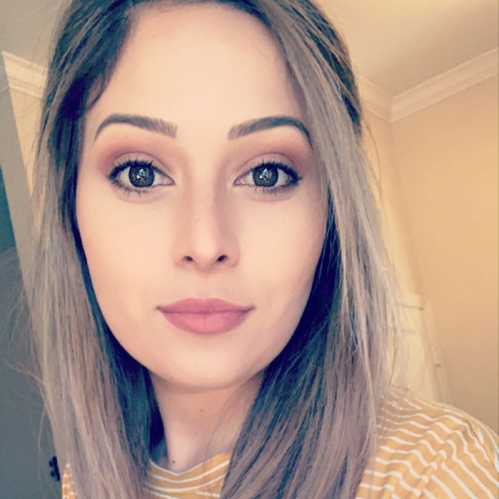 Meet your Posher, Maria